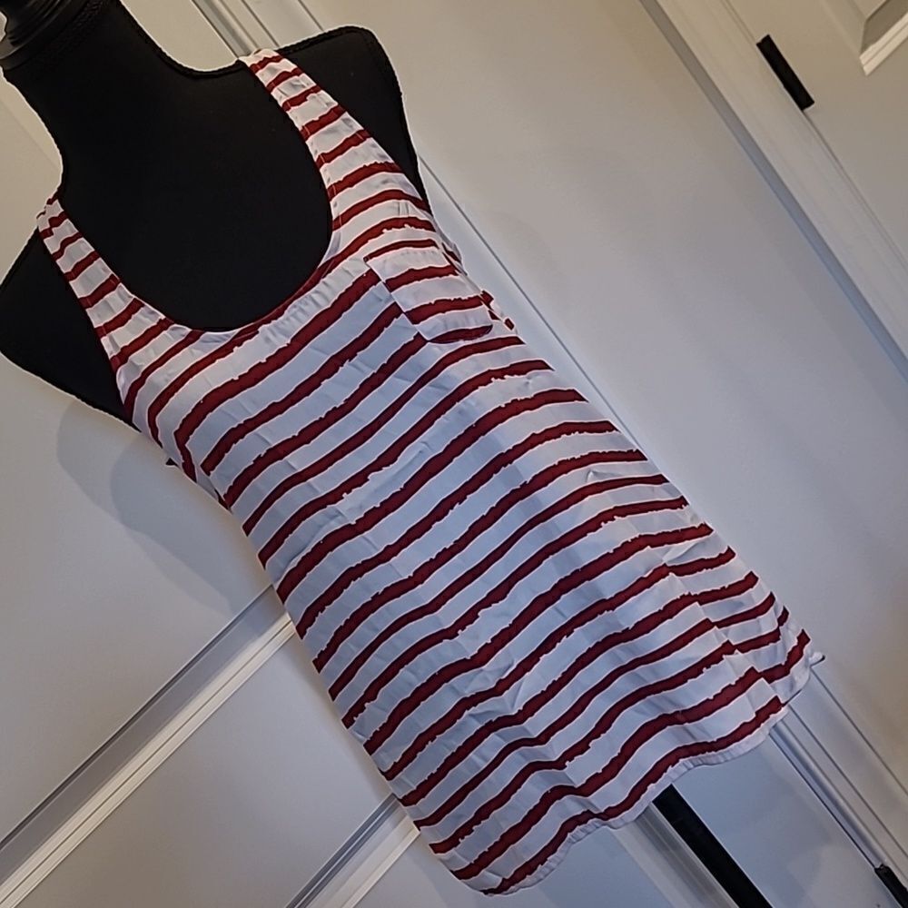 Xhilaration sz M racerback top
